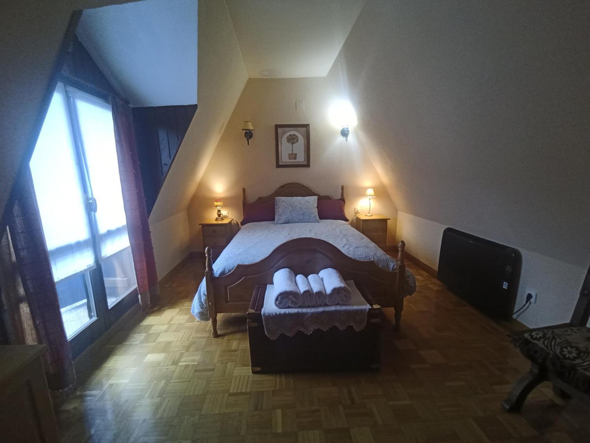 Atico En Pleno Pirineo Apartment *